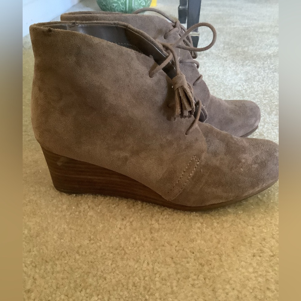 Dr. Scholl's Brown Suede Ankle Booties